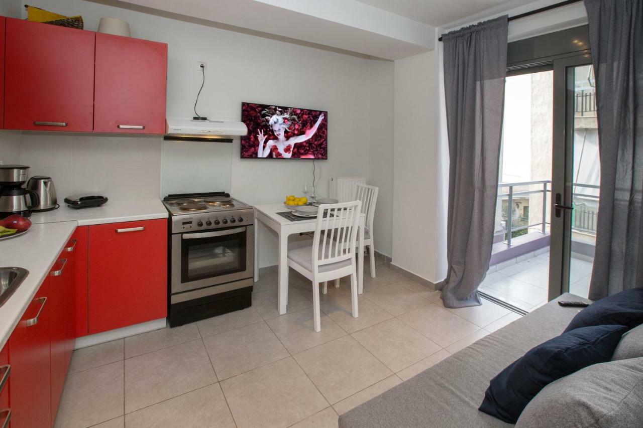 Modern Comfy Apartment Near The Acropolis By Ghh Афины Экстерьер фото