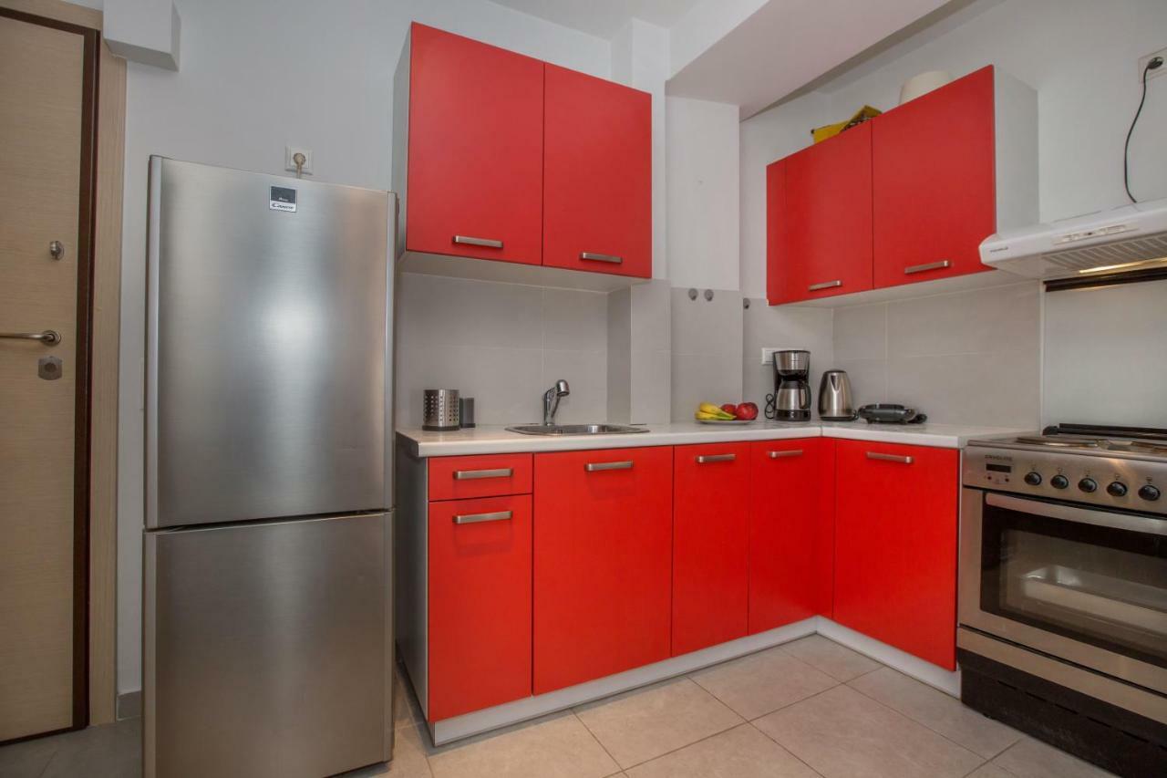 Modern Comfy Apartment Near The Acropolis By Ghh Афины Экстерьер фото