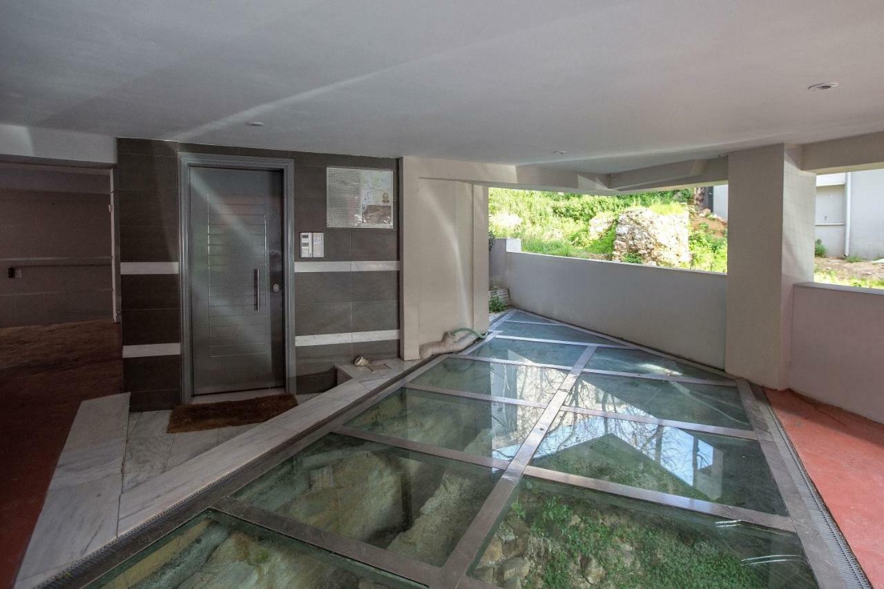 Modern Comfy Apartment Near The Acropolis By Ghh Афины Экстерьер фото